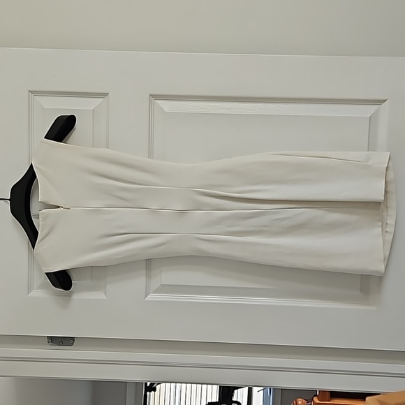 Le Chateau dress - Picture 2 of 2